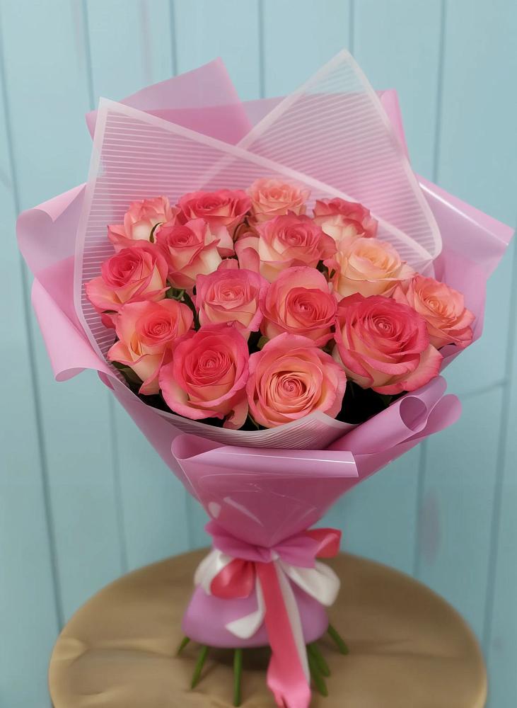 Букет 15 Розовых роз Равель в Нижнем Ломове