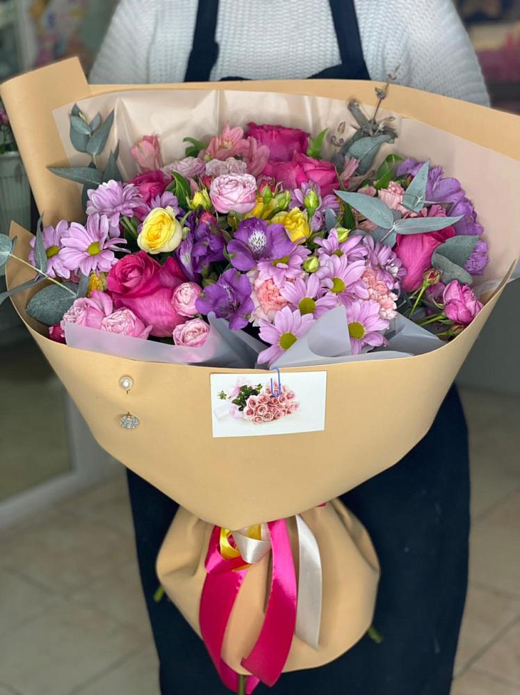 Букет цветов из: Хризантемы, Гвоздики и Альстромерии в Нижнем Ломове