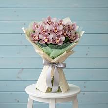 Букет цветов из:  Орхидеи и Розы в Нижнем Ломове