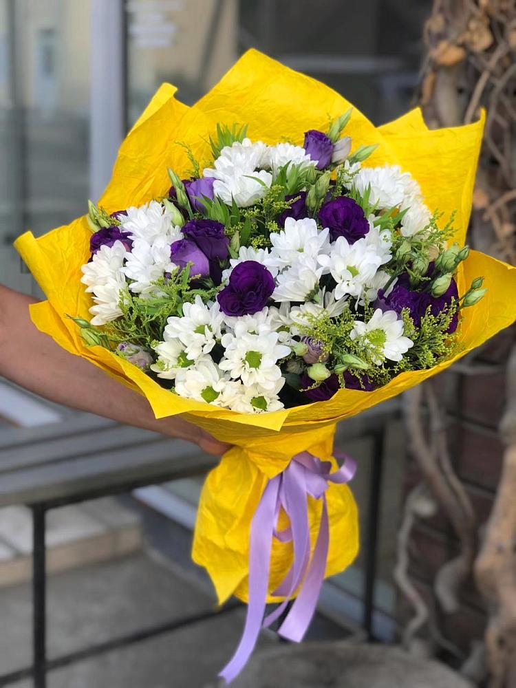 Букет цветов из: Ирисы, Хризантемы и Ромашки в Нижнем Ломове