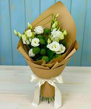 Букет цветов из:  Хризантемы и Лизиантусы в Нижнем Ломове