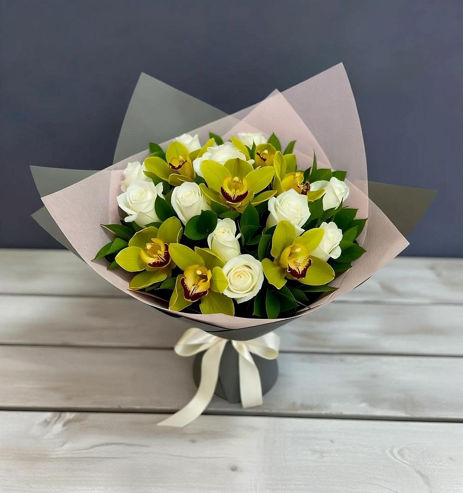 Букет цветов из: Орхидеи и Розы в Нижнем Ломове